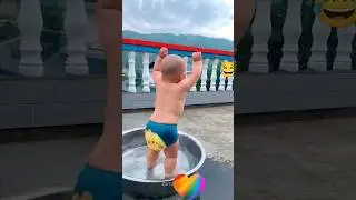 cute baby dance 🍼😂