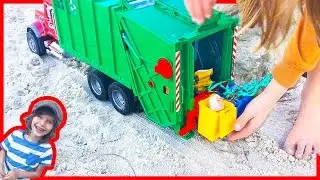 Garbage Truck Videos | Bruder Mac Granite Truck Cleans up the Beach