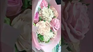 Букет из нежного яблочного зефира.