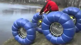 Самодельный аппарат едет по воде Homemade