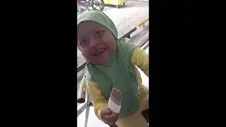 beli dan makan es krim