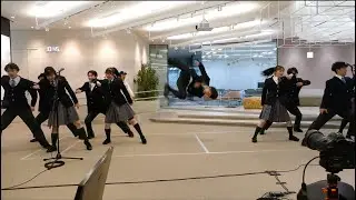 クラーク記念国際高校 宇宙教育プロジェクト応援歌「Satelite.AMBITIOUS」 同パフォーマンスコースの学生たち