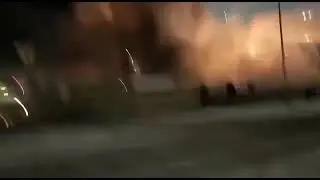 Вот так Рвануло в Торговом Центре на Химках в пригороде Москвы - Масштабный Пожар в россии