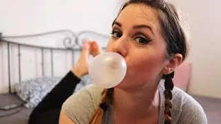 ASMR GUM CHEWING W/ BUBBLES