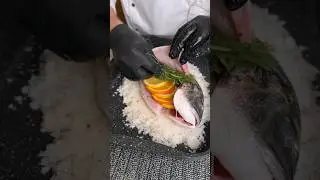 ДОРАДО В СОЛИ 🤤 Самая сочная и вкусная рыбка 🐟  Обязательно готовь 🙌🏻