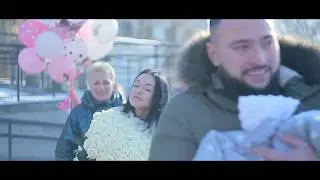 Трогательная и очень красивая выписка из роддома в Новосибирске 2019. Видеосъемка в роддоме