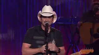 Brad Paisley Thinks He's Special - Opening Monologue