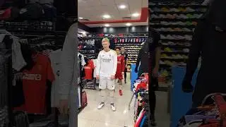 Выбери свой комплект. Поставь лайк и напиши комментарий.