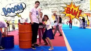 Виртуальная реальность и игрушки NERF на Мультимире