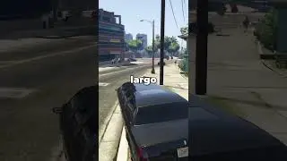 Cada vez que CHOCO mi AUTO SE HACE MÁS LARGO en GTA 5 🤪