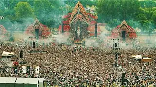 Defqon.1 - Earthquake | Crowd Control - Left To Right