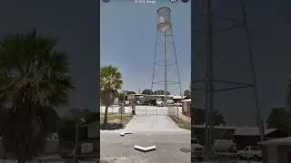 Omg I found Sebring Florida‘s old water tower ￼