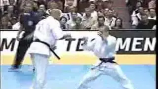 Karate Kyokushin: David vs Goliath