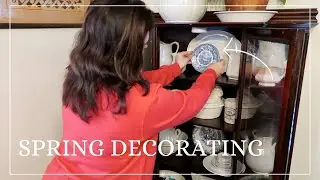 Using Colorful Vintage Finds As Spring Decor In My Home