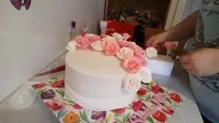 торт с Розами  в мастичном оформление