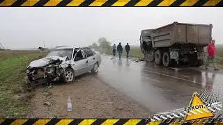 В Алматинской области Daewoo Nexia врезалась лоб в лоб со стоящим КамАЗ