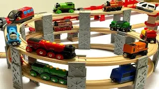 BRIO & Thomas the Tank Engine ☆ Rotating Tower and 4-Link Tunnel