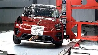 KIA NIRO Electric Side-Pole Crash Test (2022)