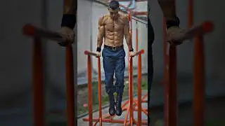 Explosive Bar Dips to Music