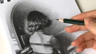 Drawing a female figure - sketchbook practice (TIMELAPSE).