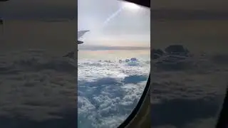 Летим выше облаков! Красивый вид восходящего солнца!!