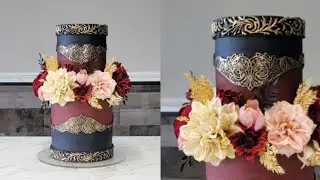 Beautiful MOODY TWO-TONED PIPED BUTTERCREAM | Using Edible Lace Molds with Fondant a For Gilded Look