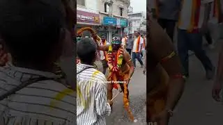 Pawan Potharaju Beating At Old city Bonalu 2024 #potharaju #potharajubeating #bonalu2024 #bonamdance