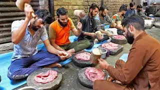 Indian Food - GIANT MEATBALL POUNDING Traditional Kashmiri Gustaba Srinagar India