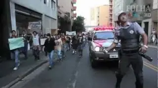 Repórter da TV Folha e manifestante são agredidos pela polícia na marcha da Maconha