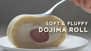 Soft & Fluffy Dojima Roll | Japanese Strawberry Cream Roll Cake | 堂島ロール | Swiss Roll