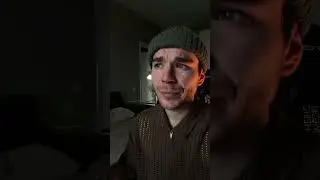 Не советую с дельфинами дружить😰
