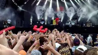 Fred Durst in the crowd@Rock Werchter 2009