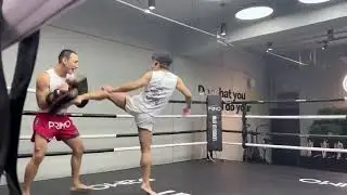 Lerdsila training kick in Lerdsila Muay Thai gym