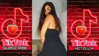 Hot Girl Flashing Boobs| Tits Show| Ass Jumping| 2022 #shorts #fashion#meme#tiktockstar