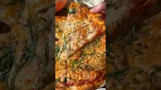 This is the secret to crispy pizza at home