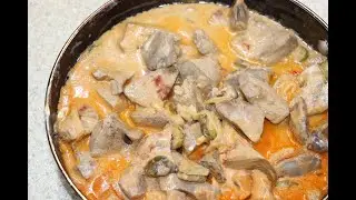 Нежнейшая печень в остром томатно-сметанном соусе.  Tender liver in spicy tomato-sour cream sauce.