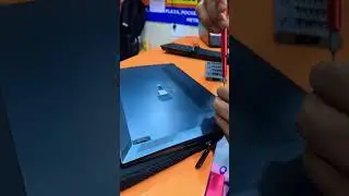 Asus laptop died in Nehru Place. The customer had gone to get the battery replaced