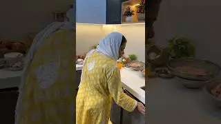 Itna Saara Saman Kya Banra Hai🤔 #explore #food #shortvideo #trending #briyani #zamzambriyani #short