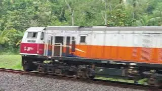 NONTON KERETA API DI KELOK MERTAN #2023