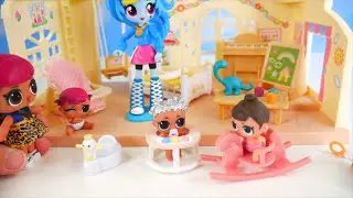 LOL Surprise Dolls Lil Sisters Sleepover in Bunk Beds