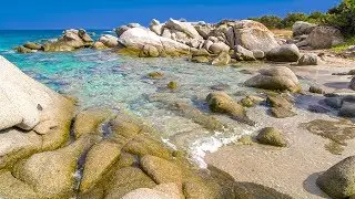 Gentle Waves on a Small White Rock Beach - Relaxing Ocean Sounds