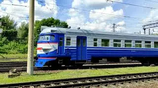 Electric train ER9P-329 arrives at the station