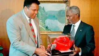 Muhammad Ali named a UN Messenger of Peace (1998)