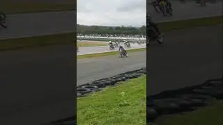 Barry Sheene Race Start and near crash at Goodwood Revival...