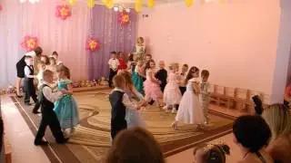 Легкий вальс в детском саду. Вальс для группы, где мало мальчиков и много девочек.