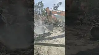 Amazing excavator 🔥