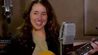 Hannah Connolly - Shadowboxing | AEA Session | Aearibbonmics.com