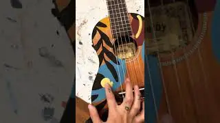 Como PINTAR uma Guitarra com Tinta Acrílica - 