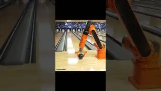 Robot taking over bowling?! 👀🤯 