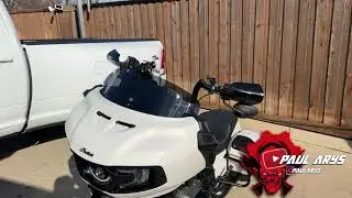 Memphis shades on an Indian Challenger